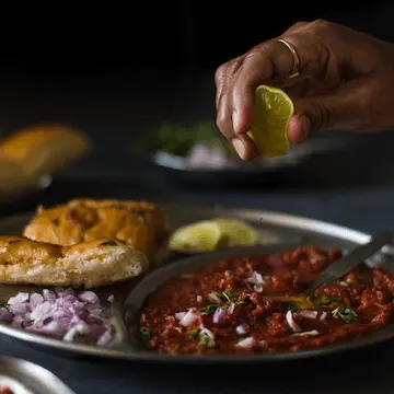 Explore Mumbai Food