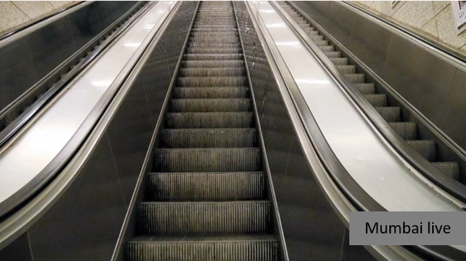 Railway Station Escalators May Restart Within 2 Minutes After Malfunction