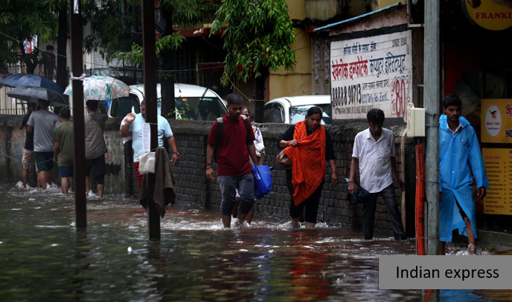 Mumbai rain IMD alert: Warning upgraded in city, expect heavy downpour; Palghar on red alert for 24 hours